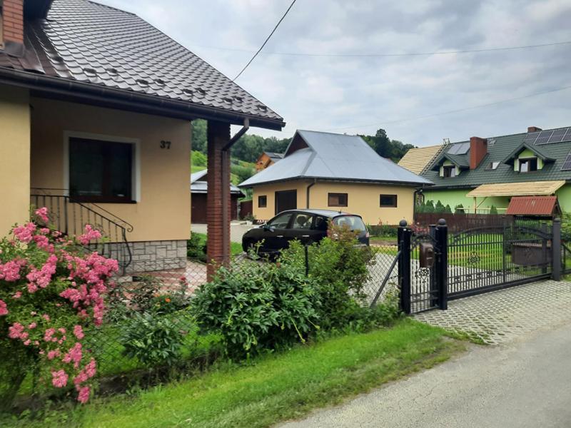 Noclegi Koziniec Bobrka Buitenkant foto